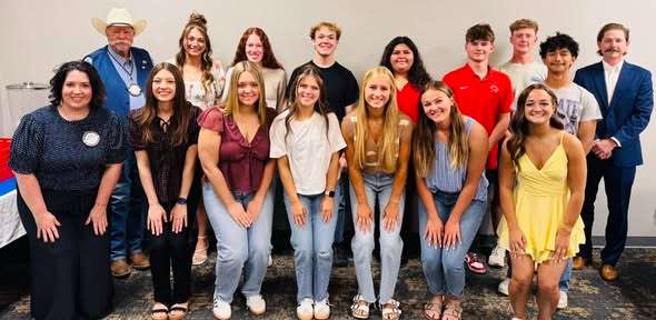 Back Row , from left: Rotary President elect Taylor Smith, Katherine Mazouch, Alyssa McCauley, Zachary Goodenough, Yarlene Granados, Hayden Kelly, Jase Postlethwaite, Aaron Ramirez and Keynote speaker Taylor Calcara. Front row: Rotary scholarship chairman Megan Barfield, Jocelyn Ward, Shelby Steffan, Heidi Jording, Ava Kaiser, Kimmy Hofflinger, and Reese Bullard.