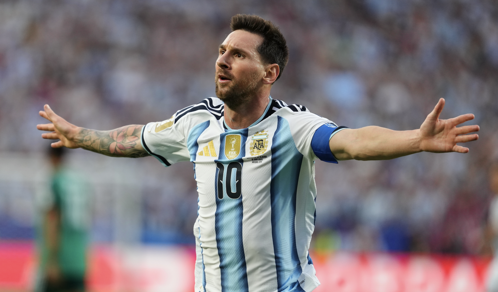 Argentina's Lionel Messi (10) celebrates after scoring the opening goal during the World Cup Group J soccer match between Argentina and Algeria in Kansas City, Mo., Tuesday, June 16, 2026. (AP Photo/Ed Zurga)