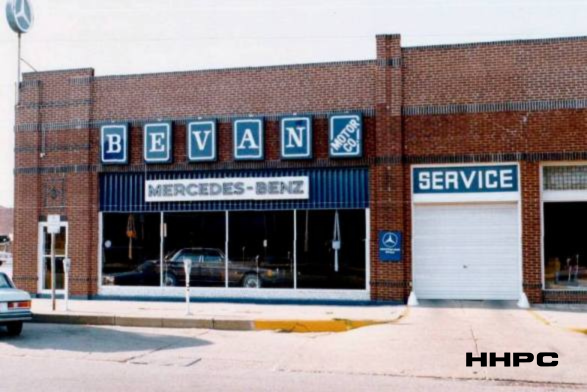 Superior Motors - Bevan Motor Co. - 108 W. 1st - 1977. Courtesy of the Conard-Harmon Collection.