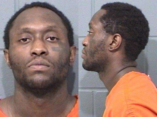 Aric Thompson, Failure to appear; Probation violation (Two counts), arrested 06/17