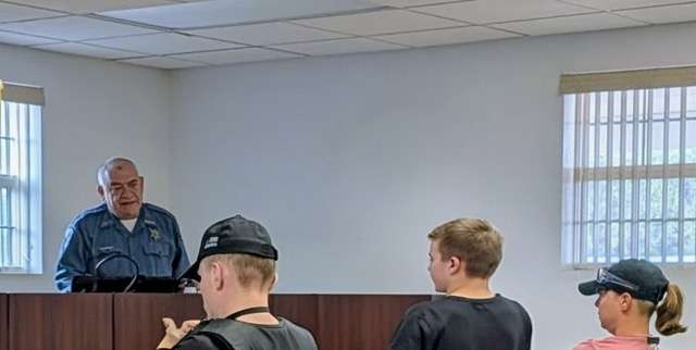 Barton County Sheriff Brian Bellendir speaks to fellow officers during a recent training session.