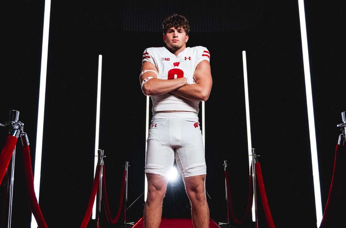 Hoisington's Brody Pfannenstiel flips commitment to Wisconsin