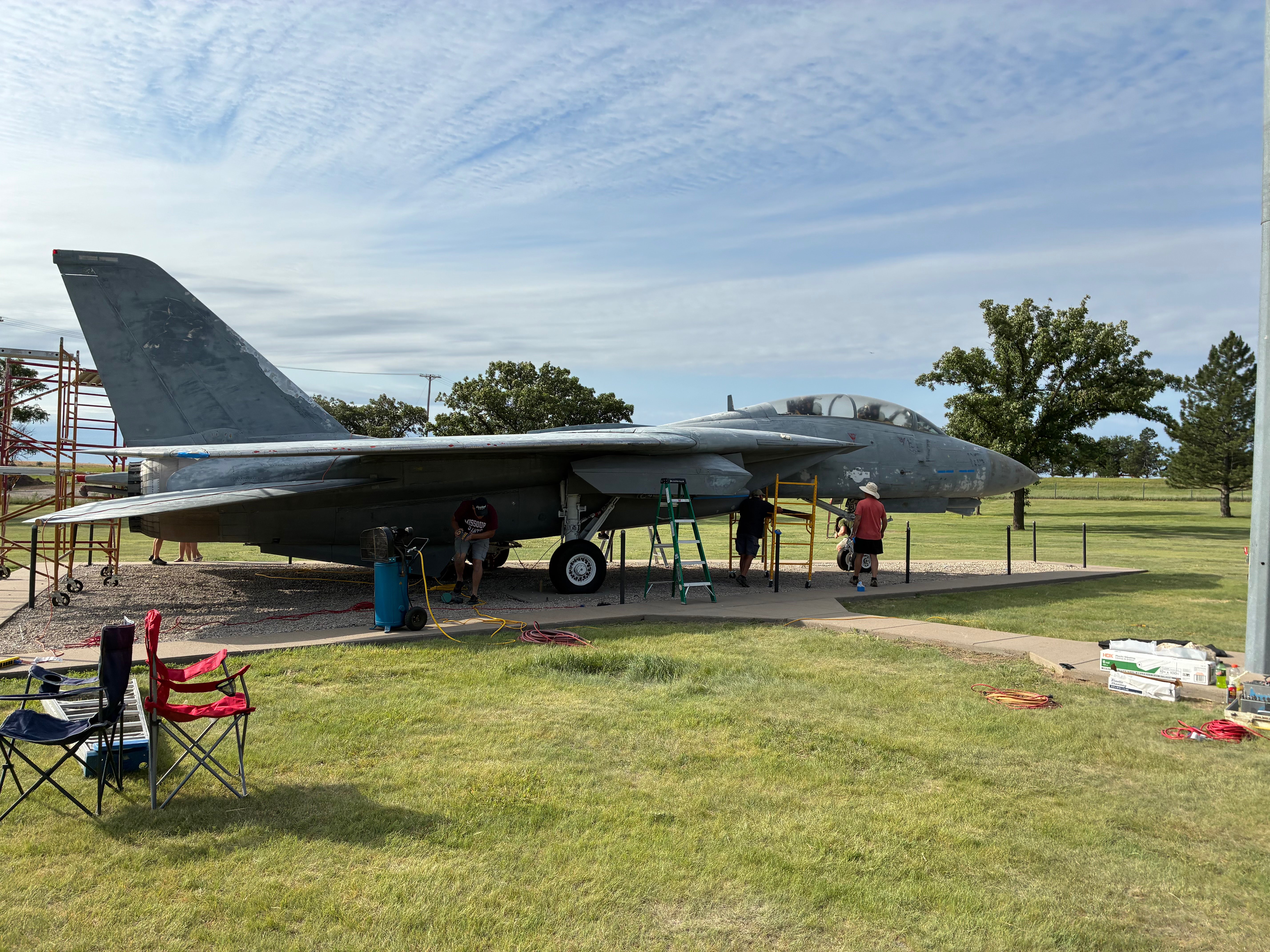 F14 Tomcat Association working on the F14. Photo by Alin Hett/Hays Post