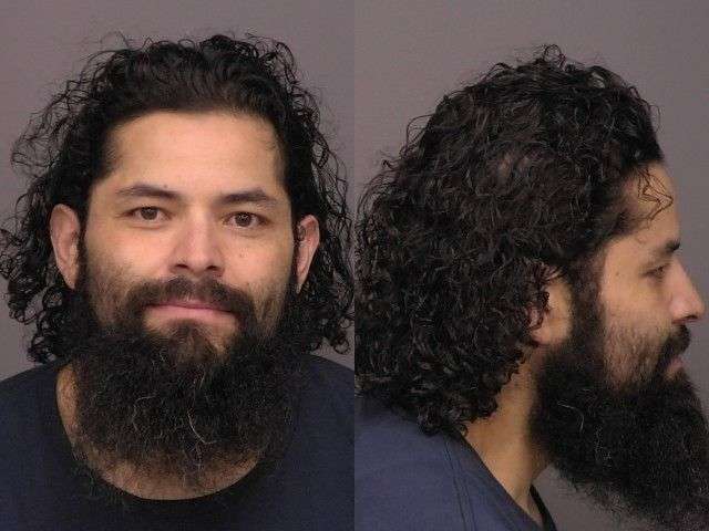 Salazar,Danny Ruiz (44)