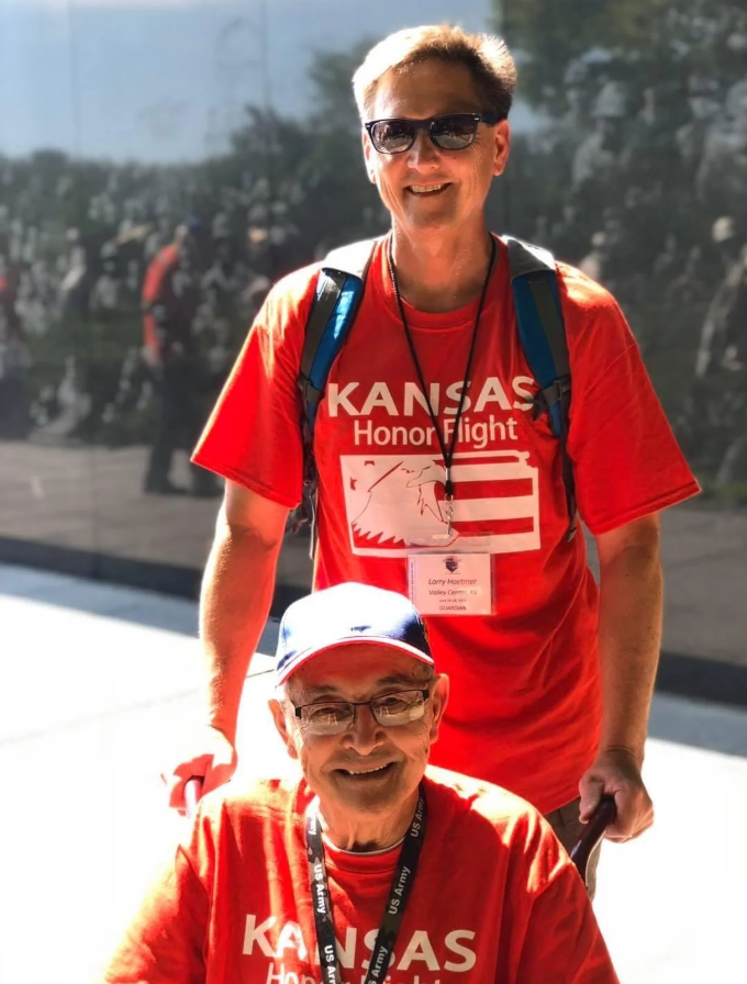 (Photo courtesy Kansas Honor Flight)