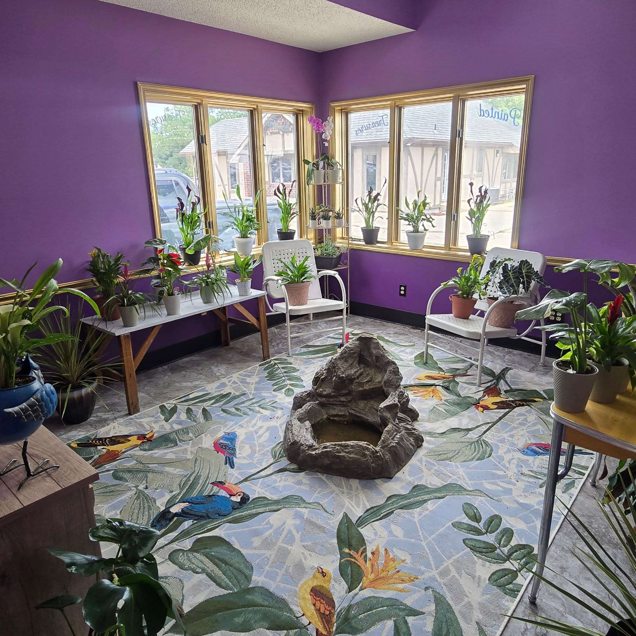 Painted Treasures Floral and Gifts - Plantation room
