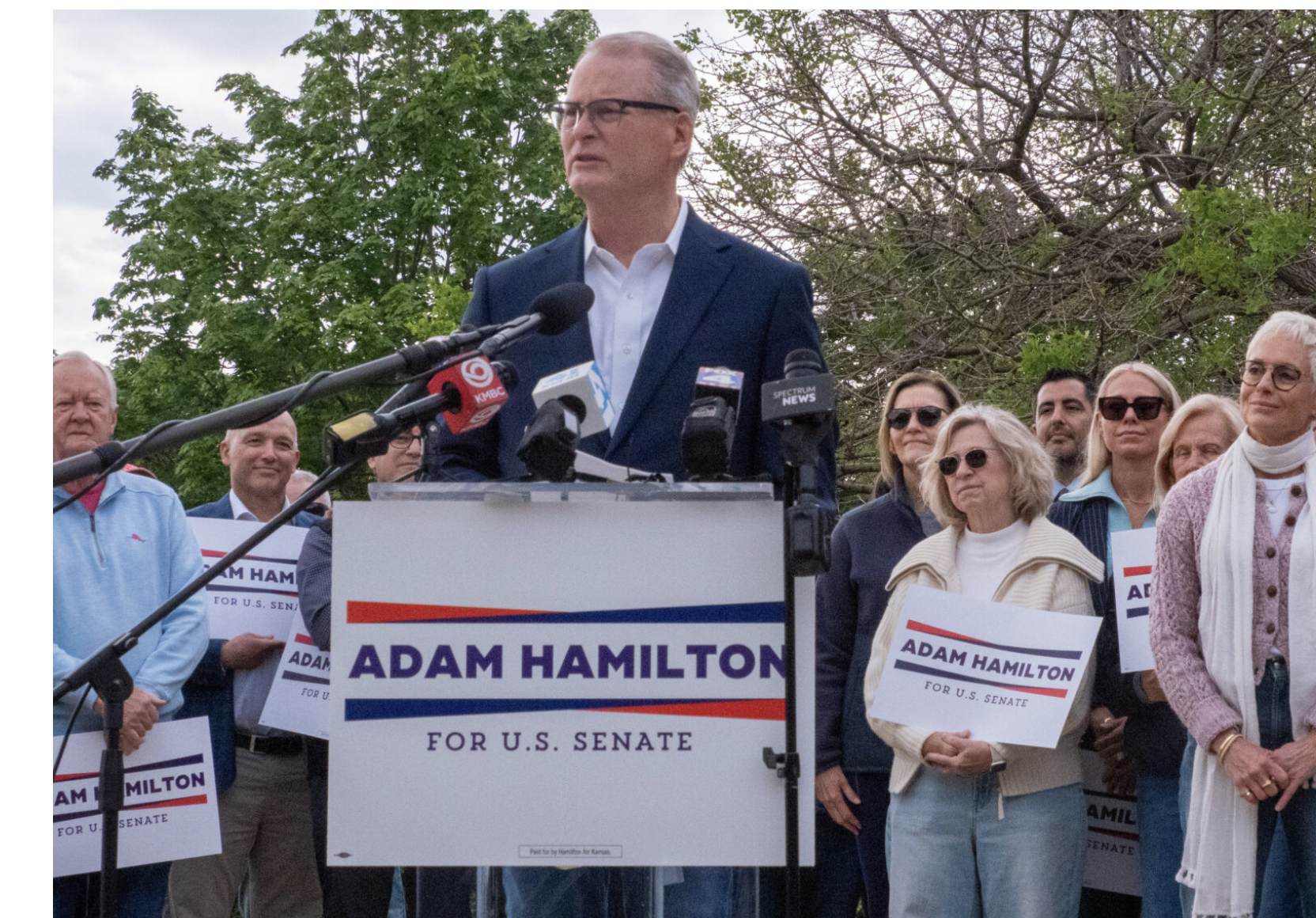  Adam Hamilton, pastor of the largest United Methodist Church in the country, announces his candidacy for U.S. Senate on April 30, 2026, in Prairie Village, Kansas. (Photo by Anna Kaminski/Kansas Reflector)