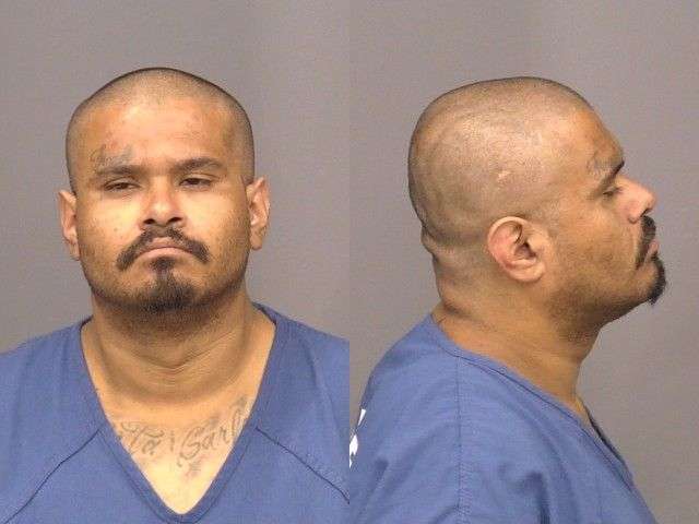 Valenzuela,Carlos Toney (33)