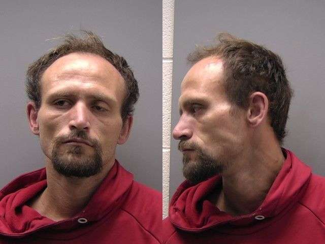 HAMPTON DEVON AGG FLEEING NO BOND