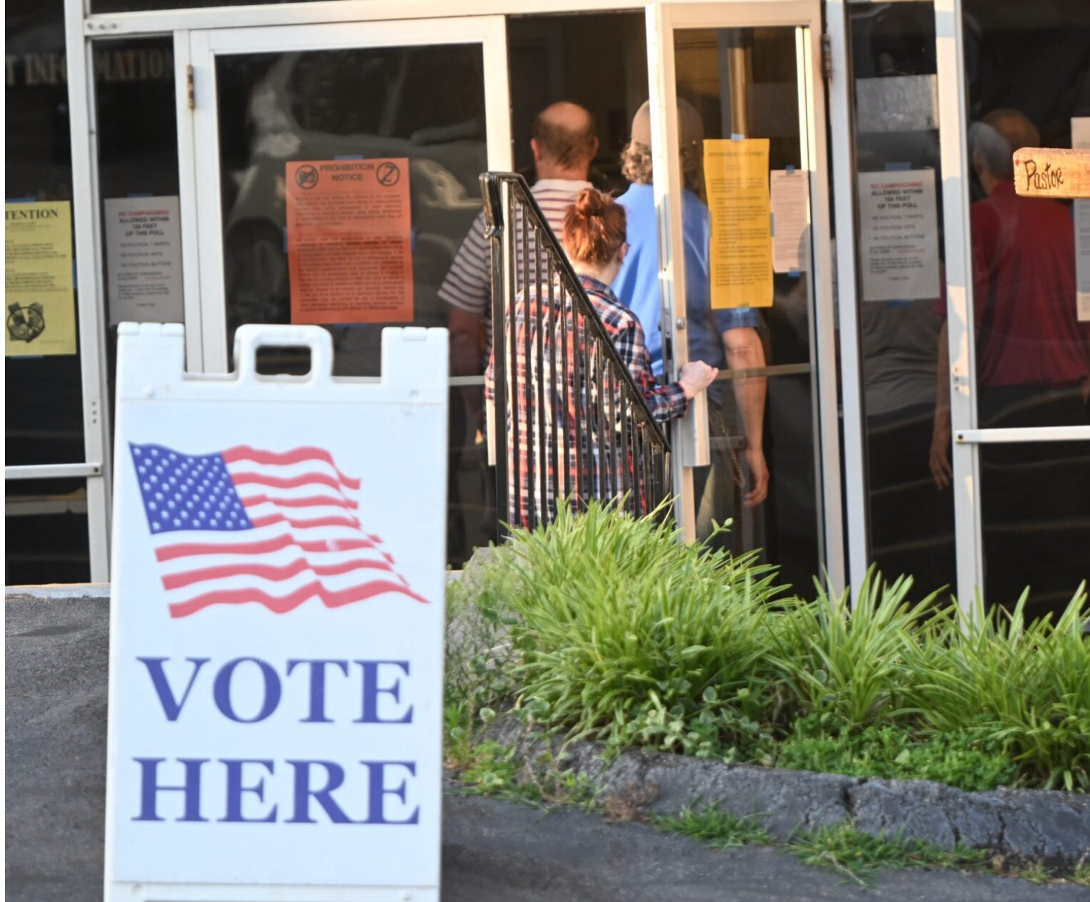 Voters line up outside Shiloh Hills Baptist Church in Kennesaw, Georgia, on Election Day, May 19, 2026. (Photo by Ross Williams/Georgia Recorder)