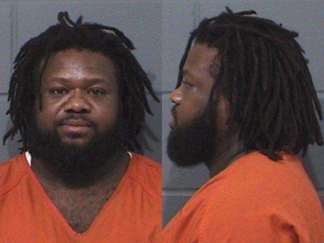 Isaac Pryor, Operate a motor vehicle without a valid license, arrested 07/26