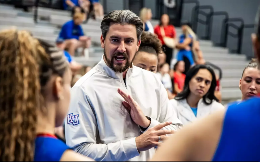 (Courtesy KU Athletic Communications/Kate Benninghoff)