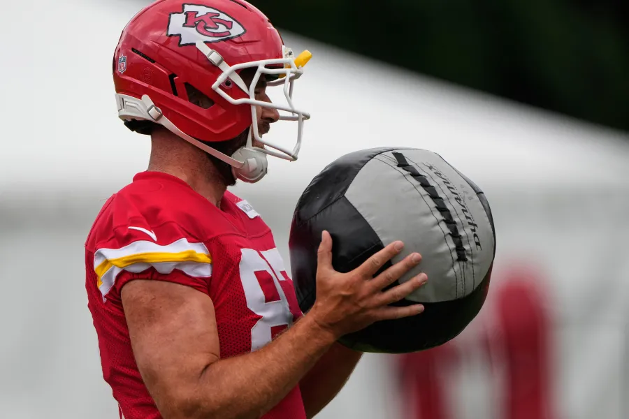 Kansas City Chiefs tight end Travis Kelce practices during NFL football training camp Saturday, Aug. 1, 2026, in St. Joseph, Mo. (AP Photo/Charlie Riedel)