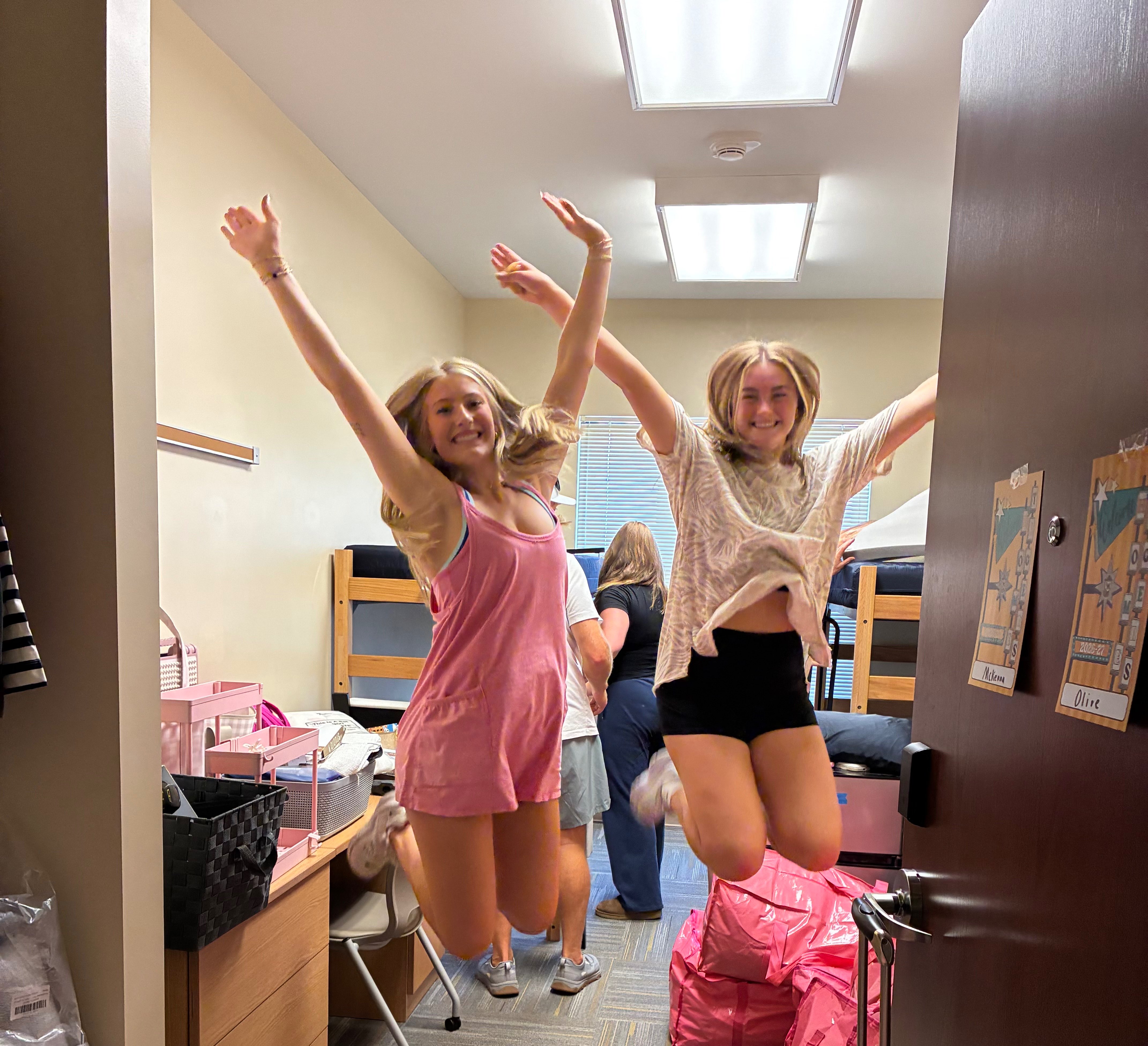 Posted Aug 13, 2026📷 FHSU welcomes freshman from all over to campus during move-in day