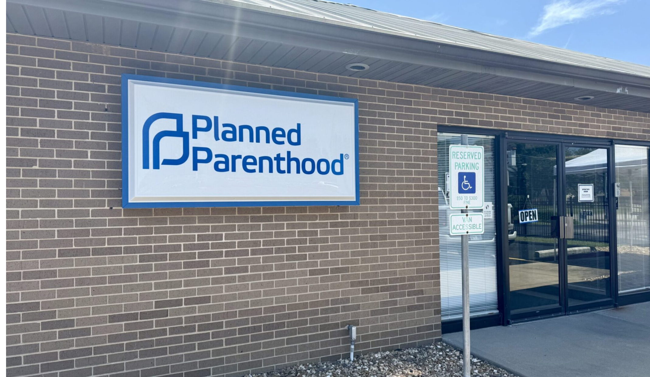  The Planned Parenthood clinic in Springfield began offering procedural abortions in addition to medication abortion on Thursday, just weeks after the clinic resumed abortion access in the area for the first time in 21 years (photo submitted).