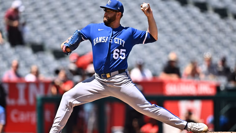 Kansas City Royals pitcher Noah Cameron delivers during the first inning of a baseball game against the Los Angeles Angels, Sunday, Aug. 16, 2026, in Anaheim, Calif. (AP Photo/William Liang)