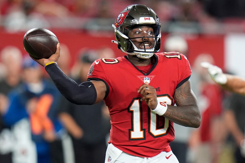 Tampa Bay Buccaneers' Jalon Daniels (10) passes in the second half of an NFL preseason football game against the Kansas City Chiefs, Saturday, Aug. 22, 2026, in Tampa, Fla. (AP Photo/Chris O'Meara)