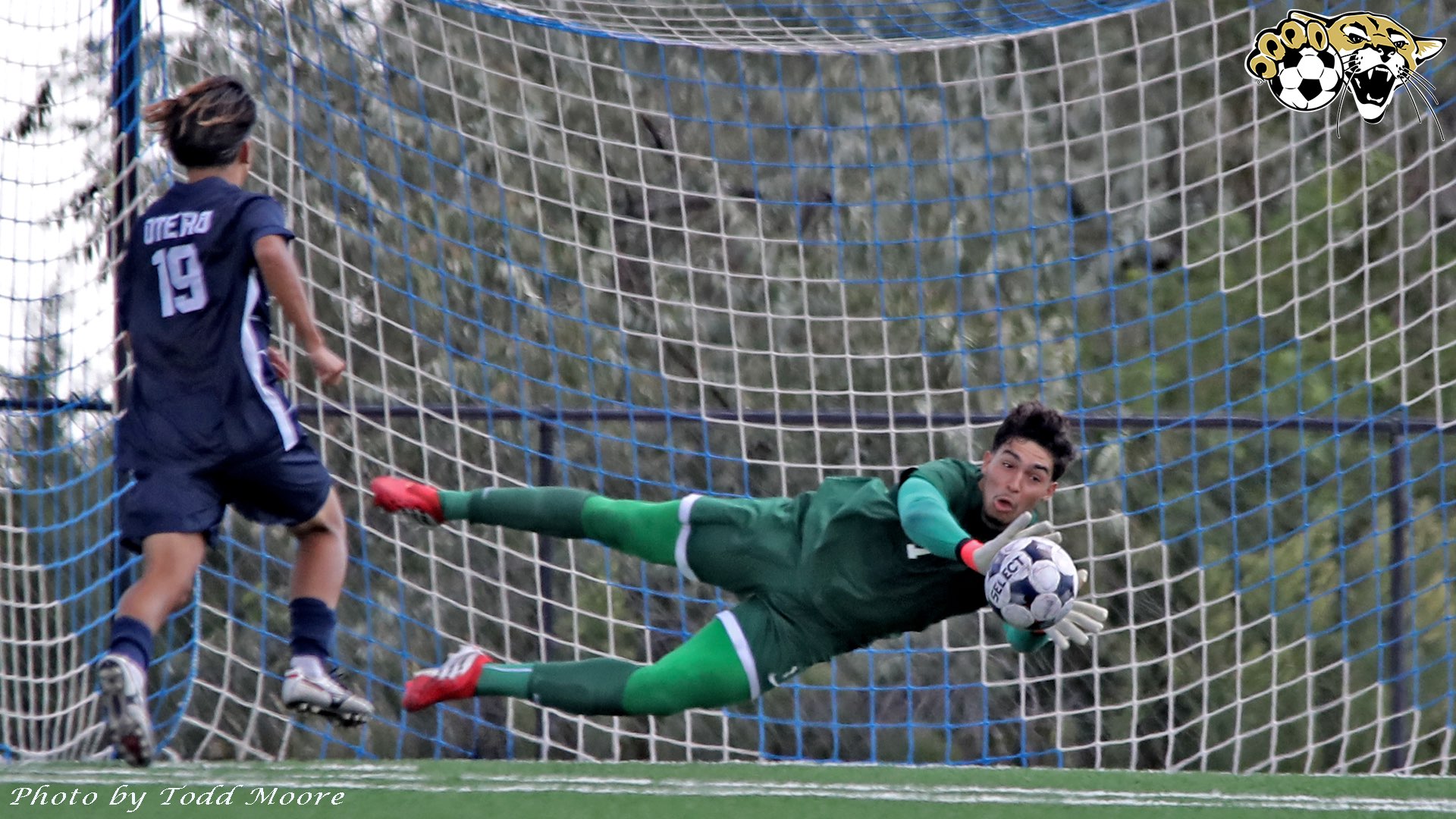 Pedro Lisboa saves a shot versus No. 9 Otero (BartonSports.com)