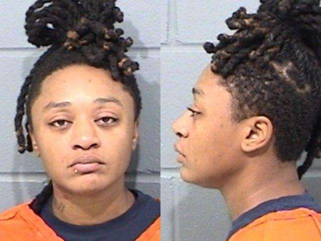 Raven Williams;&nbsp;Transporting of alcoholic beverage; DUI - liquor or drugs; maximum speed limits; Arrested 8/28