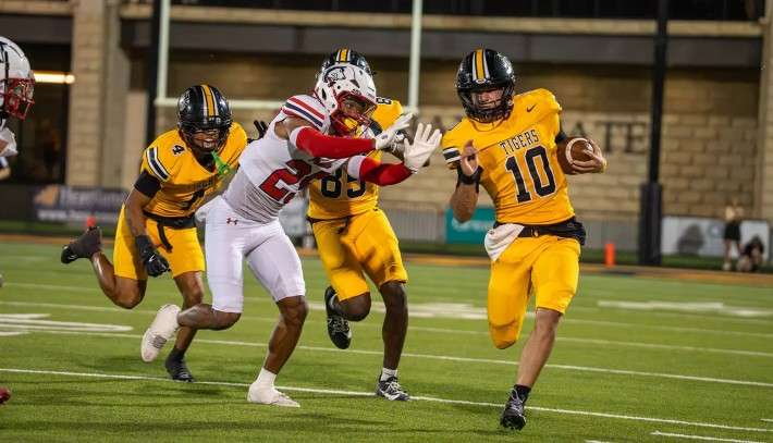 Fort Hays State quarterback Major Cantrell (10) runs the ball up the field against No. 5 CSU Pueblo on Thursday, September 3, 2026 in Hays, Kan. (FHSU Athletics photo/Madyson Schleip)