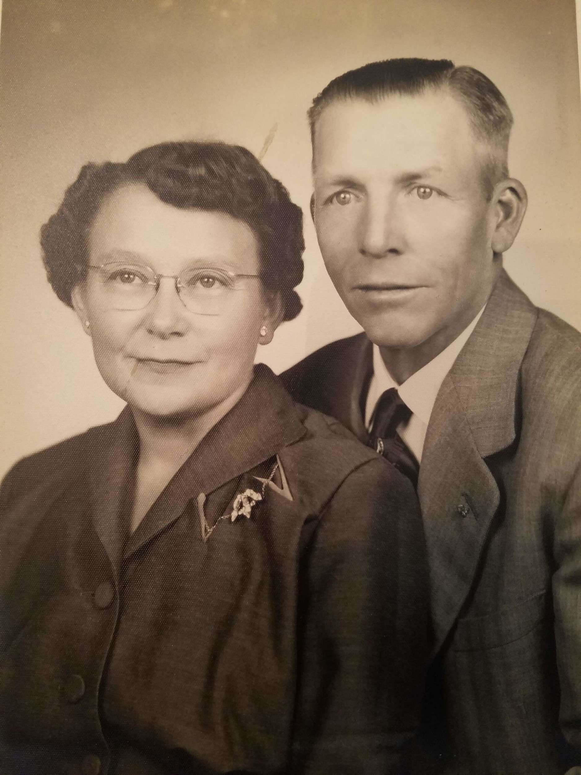 Clarence &amp; Vera Alpers (Courtesy K-State Research and Extension)