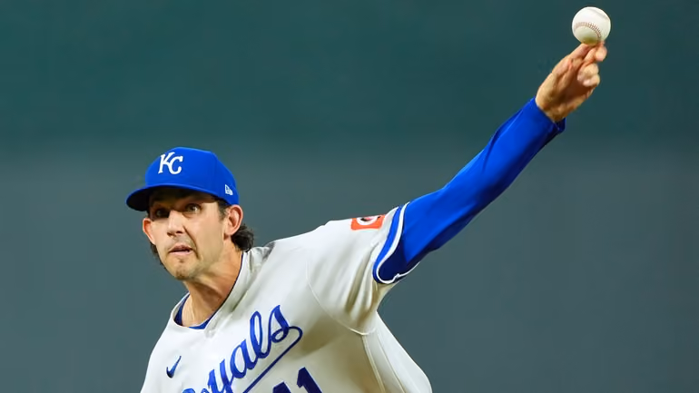 Kansas City Royals pitcher Daniel Lynch IV throws during the first inning of a baseball game against the Arizona Diamondbacks, Wednesday, Sept. 9, 2026, in Kansas City, Mo. (AP Photo/Charlie Riedel)