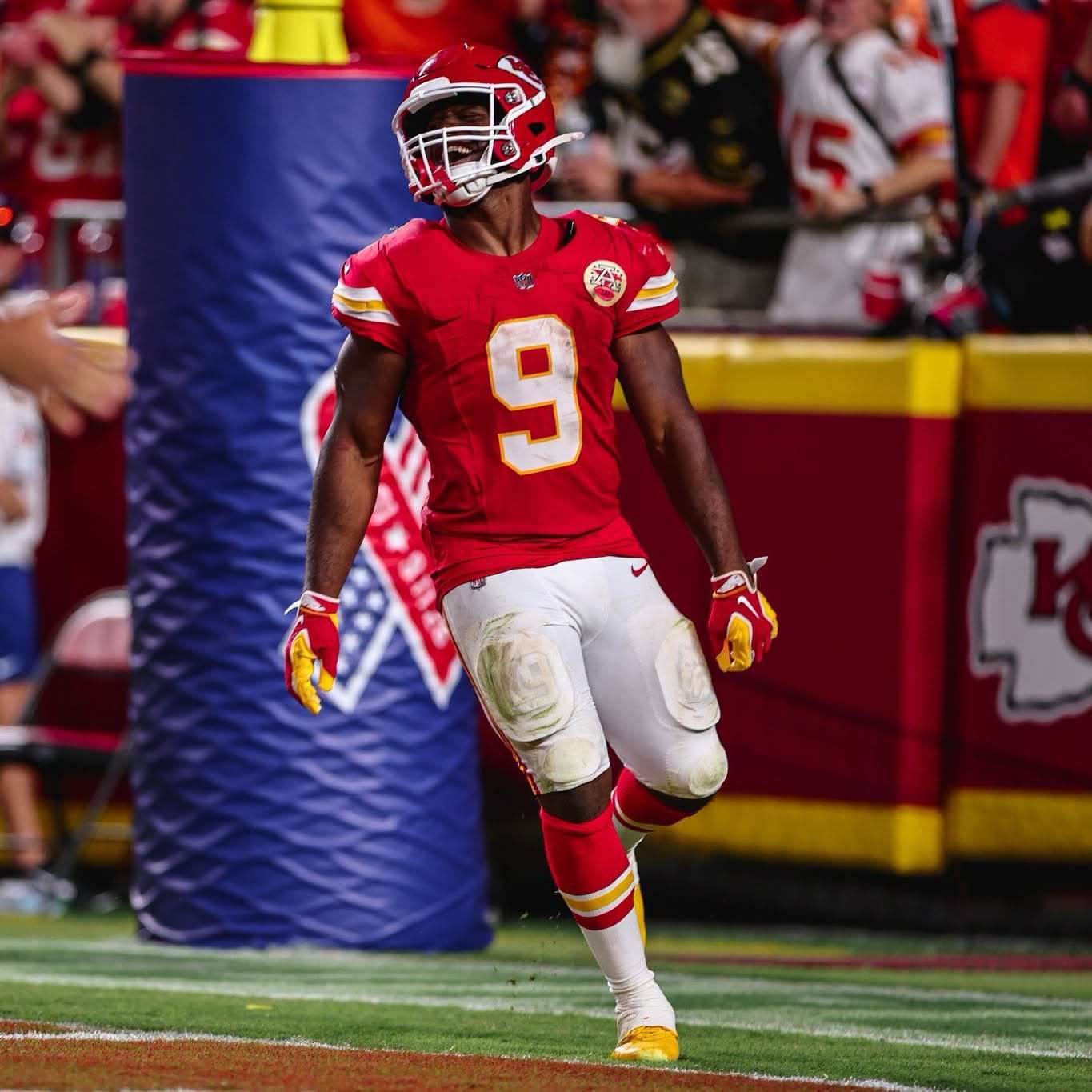 In his official Kansas City Chiefs debut, Kenneth Walker III rushed for 173 yards on 23 carries and added three catches for 18 yards finding the endzone twice as the Chiefs dominated the Denver Broncos 31-10 on Monday Night Football/ Photo courtesy of Kansas City Chiefs
