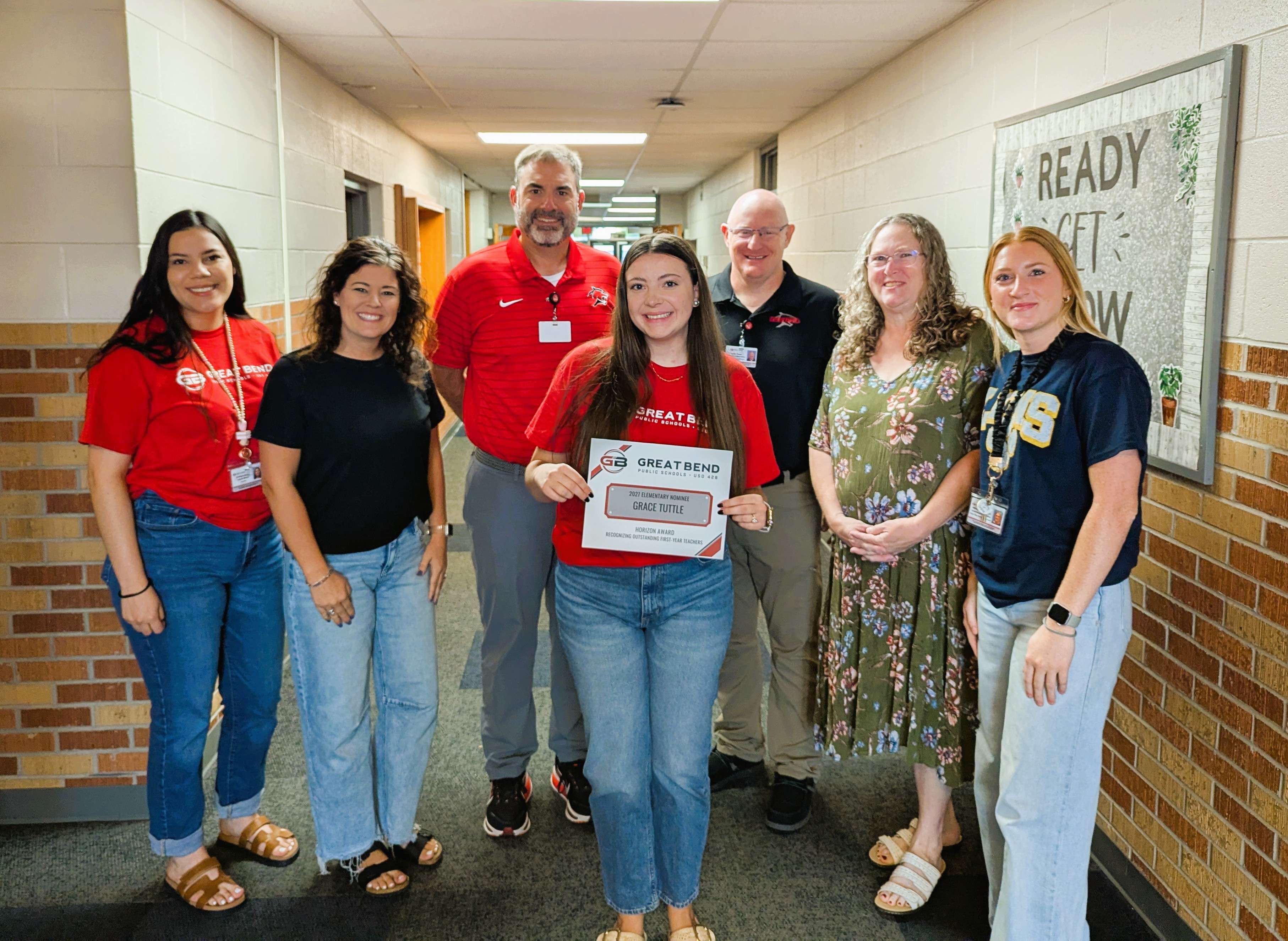 Surrounded by colleagues during a collaboration meeting at Lincoln Elementary on September 18, Grace Tuttle was presented with the 2027 Horizon Award Elementary Nomination. Tuttle is joined by Adriana Arras, 1st grade teacher; Chelsea Mauler, instructional coach; Khris Thexton, superintendent; John Popp, assistant superintendent; Cathie Haberman, school psychologist; and Mikayla Bierman, special education teacher.