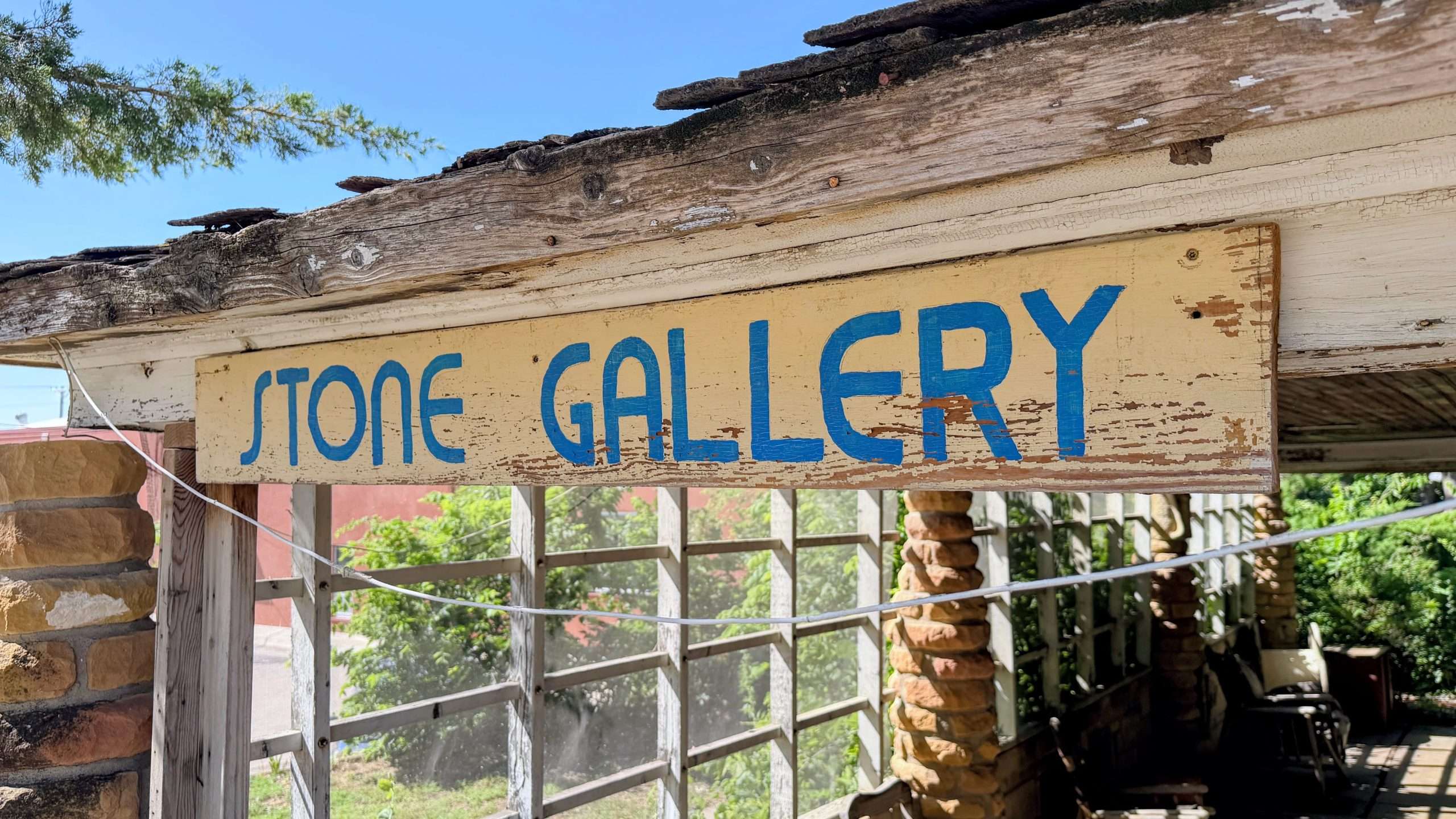 Stone Gallery, 107 1/2 West 6th Street. Courtesy Pete Felten Legacy Foundation