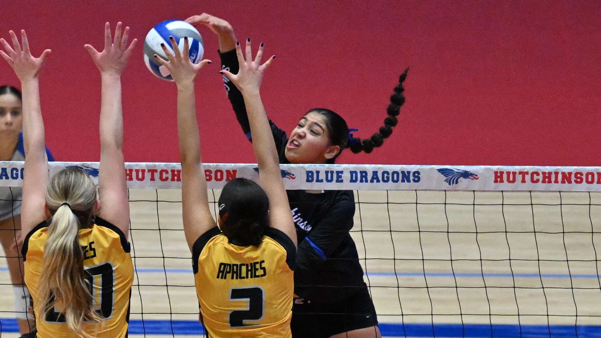 Giovanna Monteiro was named the NJCAA Division I Volleyball National Player of the Week on Wednesday after averaging better than 4 kills per set in 13 sets played last week. (Andrew Carpenter/Digital Fox Photography)